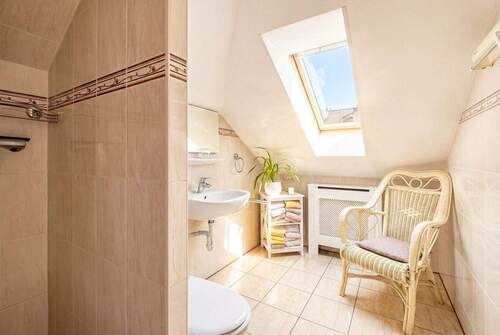 Badezimmer Dachgeschoss - 