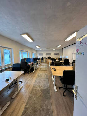 Fix Desk (Mon-Sun 24hrs) - Fix Desk im Herzen von Bornheim - 247, WLAN, Kaffee & Meetingraum