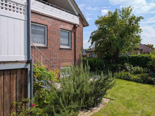 Außenansicht Terrasse - 7 Zimmer Mehrfamilienhaus, Wohnhaus zum Kaufen in Varel