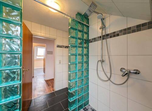Duschbad Dachgeschoss - 