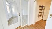Flur - Etagenwohnung mit 59,20 m&sup2; in Halle (Saale) zum Kaufen