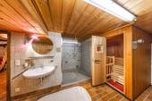 Sauna und Dusche im Untergeschoss.jpg - 