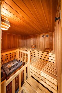 Sauna.jpg - 