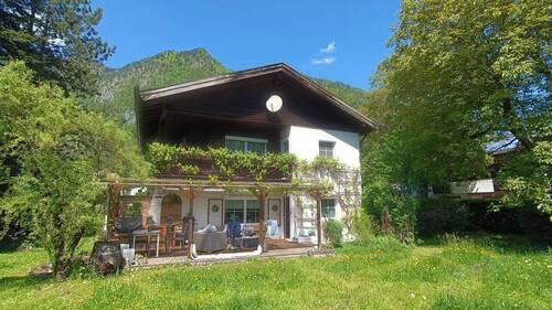 Gartenansicht - 7 Zimmer Einfamilienhaus zum Kaufen in Bad Reichenhall