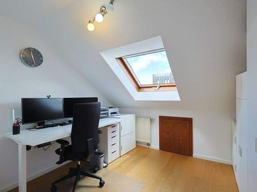 Praktisches Home-Office - 