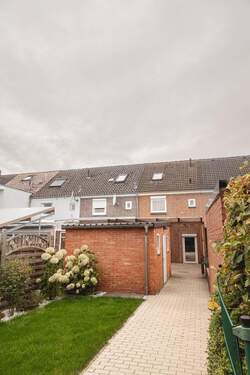 Hausansicht Garten - 