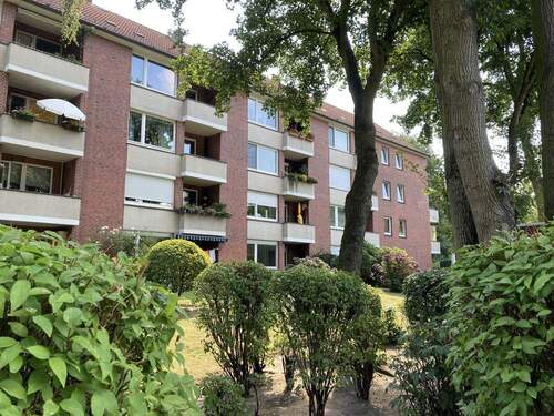 Hausansicht vom Garten - 3 Zimmer Terrassenwohnung zum Kaufen in Hamburg