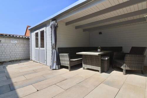 Überdachte Terrasse - 