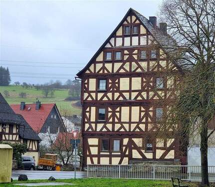  Fachwerk mit Seele - 8 Zimmer Bauernhaus, Landhaus zum Kaufen in Mittenaar