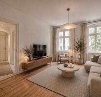 2-Zimmer-Altbauwohnung in ruhiger Gartenhauslage mit unverbautem Blick bis zum Kollwitzplatz - Berlin Prenzlauer Berg