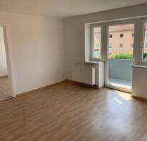 Einzug vor Weihnachten möglich - 4 Zimmer - Schwandorf