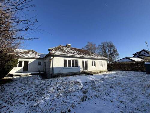 Gartenansicht - Einfamilienhaus mit 199,00 m² in Perlesreut zum Kaufen