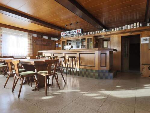 Gaststube links - EG - Mehrfamilienhaus, Wohnhaus mit 169,00 m&sup2; in Langelsheim zum Kaufen