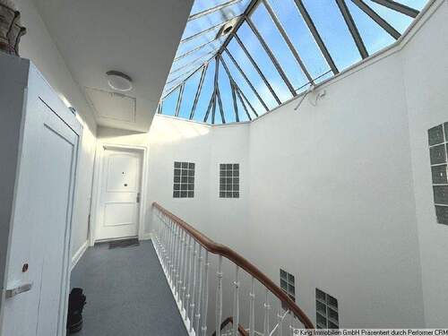 Treppenhaus - Etagenwohnung mit 129,00 m&sup2; in Hamburg zum Kaufen