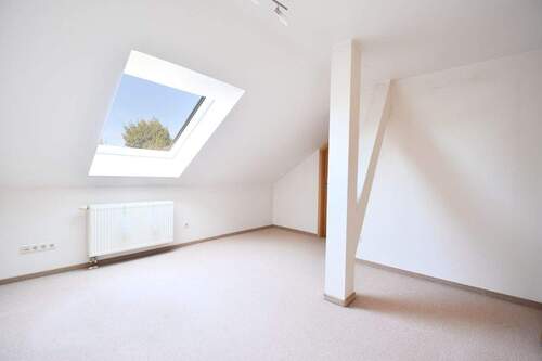 Arbeitszimmer im Obergeschoss - 