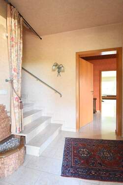 Eingangsbereich - 7 Zimmer Einfamilienhaus in Limburgerhof