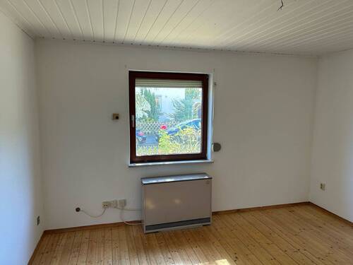 Zimmer 1 EG - Mehrfamilienhaus, Wohnhaus mit 207,00 m&sup2; in Erlangen zum Kaufen