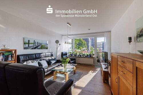 Wohnzimmer - 2 Zimmer Etagenwohnung zum Kaufen in Münster
