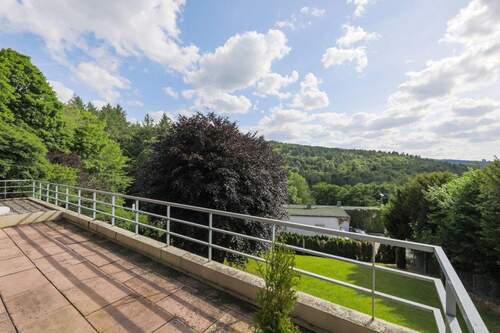 Terrasse mit Fernblick Eingangsgeschoss - 