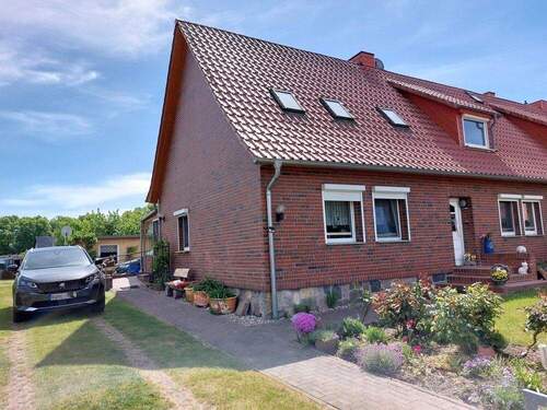 DHH mit Einfahrt.. - 5 Zimmer Doppelhaushälfte zum Kaufen in Alt Schwerin