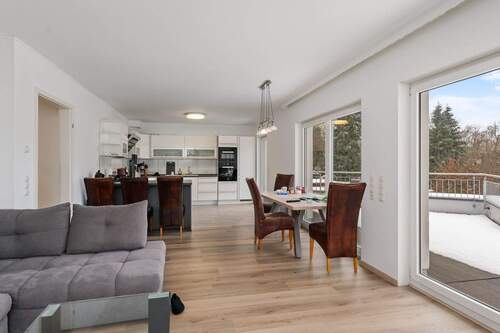 Obergeschosswohnung: Wohnzimmer und Küche 49,47m² - 