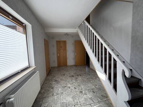 Flur / Eingangsbereich - 