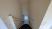 Treppenhaus Hauptwohnung - 