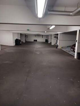 Tiefgarage - 