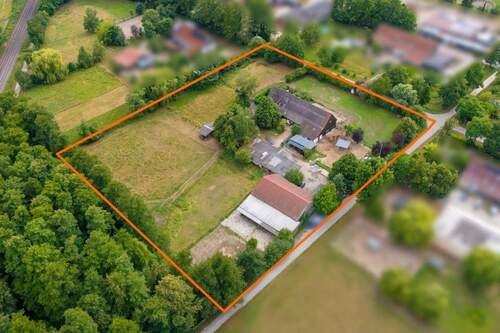 Luftansicht Hofreite - 8 Zimmer Mehrfamilienhaus, Wohnhaus zum Kaufen in Karlsruhe / Grötzingen