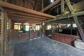 Hausstall/ Paddock-Boxen - 