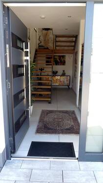 Hauseingang - 5 Zimmer Einfamilienhaus in Lahnstein