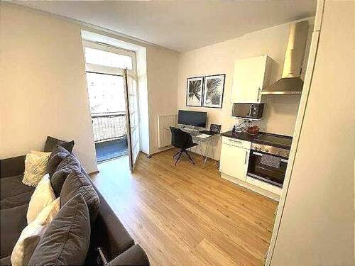 Bild 12 - Frei ab sofort 2 - Zimmer-Wohnung im 1. Obergeschoss mit Aufzug Einbauküche Balkon