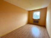 Kinderzimmer/ Büro - 