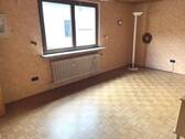 Zimmer mit Holzparkett (DG) - 