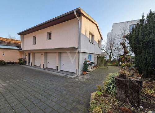 Hinterhaus - Mehrfamilienhaus, Wohnhaus mit 412,00 m&sup2; in Usingen zum Kaufen