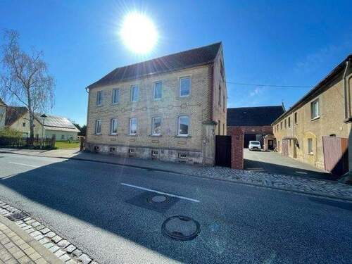 Bild 2 - 2 Zimmer Mehrfamilienhaus, Wohnhaus zum Kaufen in Teuchern