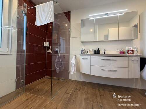 Badezimmer DG - 