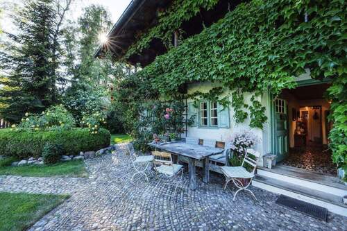 . - Bauernhaus, Landhaus mit 341,00 m&sup2; in Icking zum Kaufen