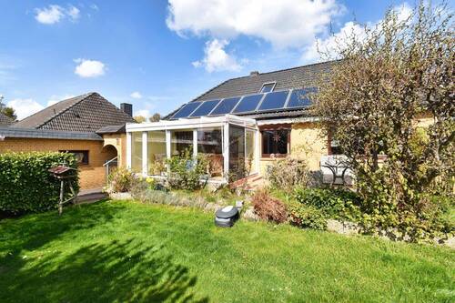 Garten - 5 Zimmer Einfamilienhaus zum Kaufen in Henstedt-Ulzburg