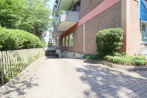Abfahrt in die Tiefgarage - 