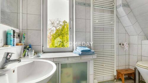 1. OG Badezimmer 2 - 