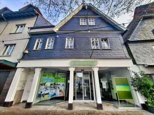 Außenansicht - 3 Zimmer Mehrfamilienhaus, Wohnhaus zum Kaufen in Friedberg