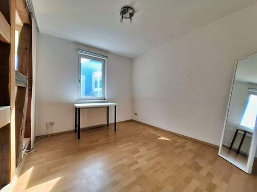 Homeoffice der 2,5 ZKB Wohnung im Obergeschoss - 