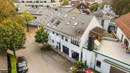 Außenansicht Drohne 7 - Energieeffizienzklasse A+! Hochwertige DHH im Zentrum von Bad Aibling