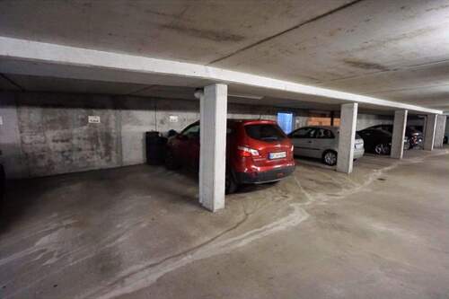 Stellplatz-Tiefgarage - 