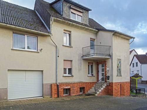 Seitenansicht - 7 Zimmer Einfamilienhaus in Berod bei Wallmerod