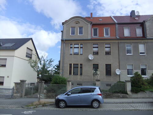 Ansicht Straßenseite - Mehrfamilienhaus in gewachsener Lage in Großenhain zum Verkauf