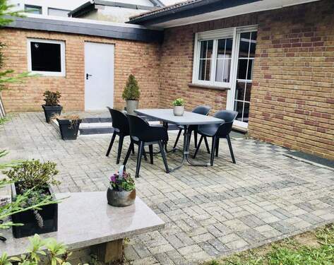 Terrasse 2 und extra Eingang - 