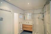  Badezimmer 2: 8 m² - 