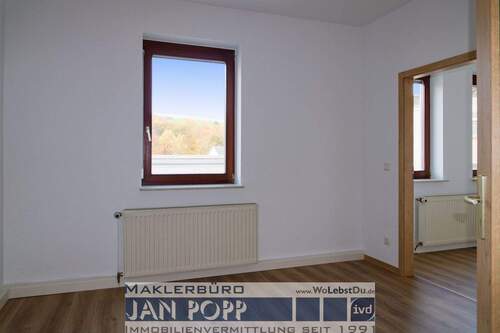 Wohnküche-SZ - 2 Zimmer Etagenwohnung zur Miete in Greiz